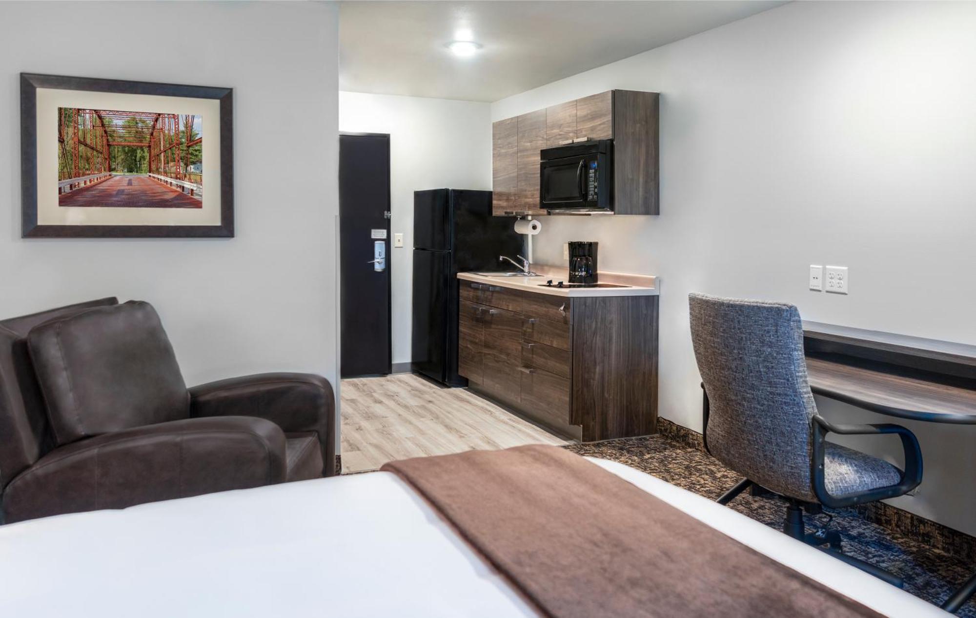 My Place Hotel-Watertown, Sd Экстерьер фото