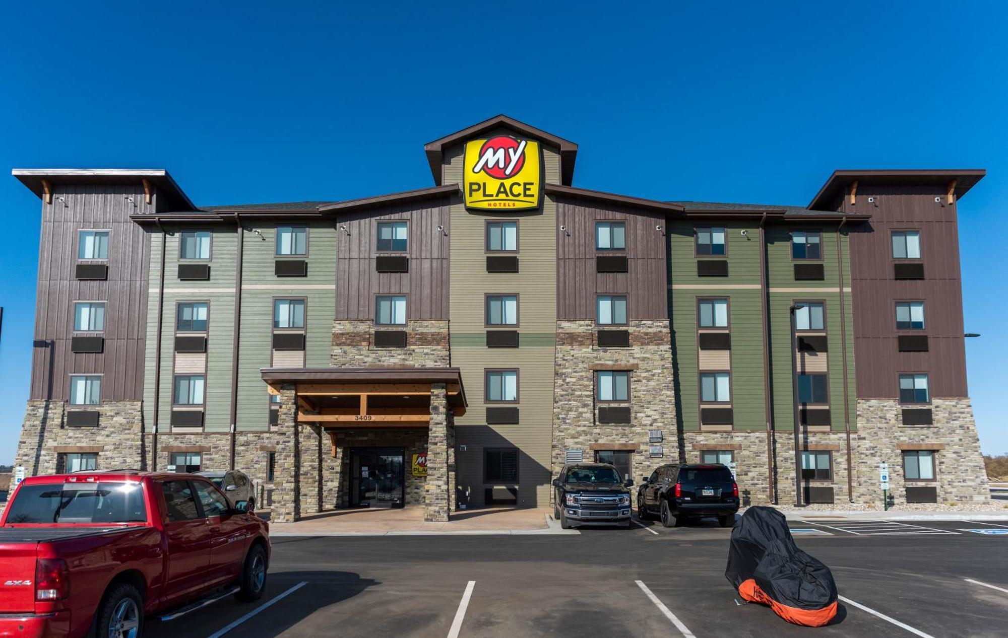 My Place Hotel-Watertown, Sd Экстерьер фото