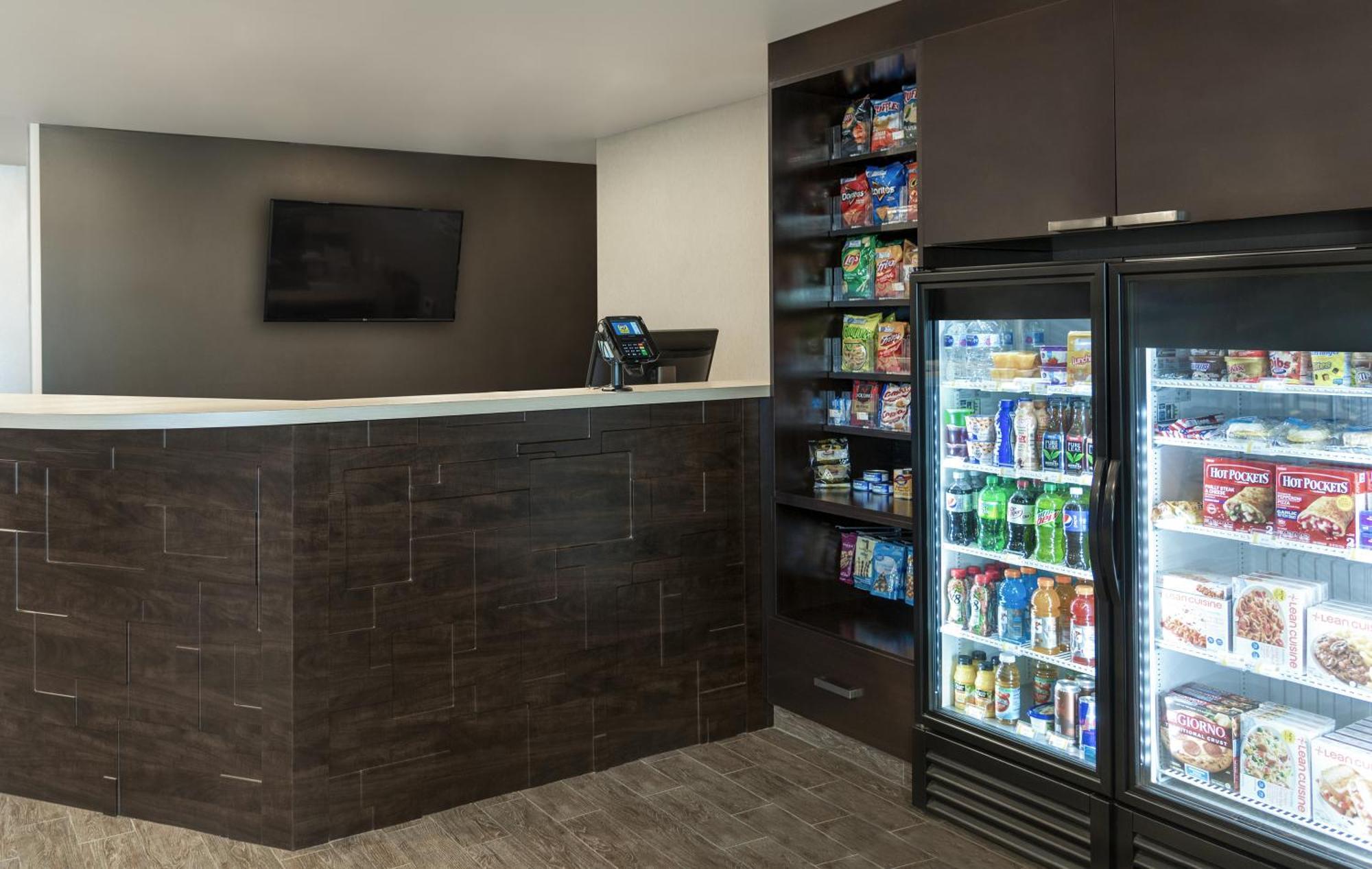 My Place Hotel-Watertown, Sd Экстерьер фото