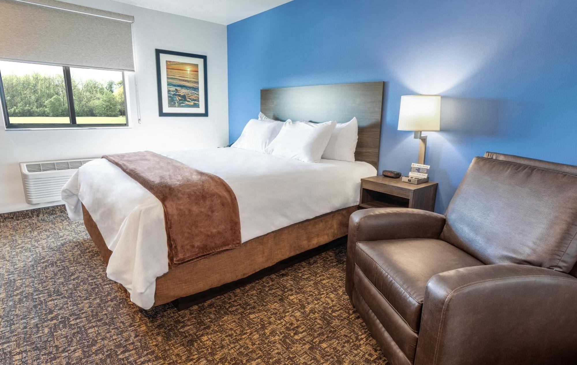 My Place Hotel-Watertown, Sd Экстерьер фото