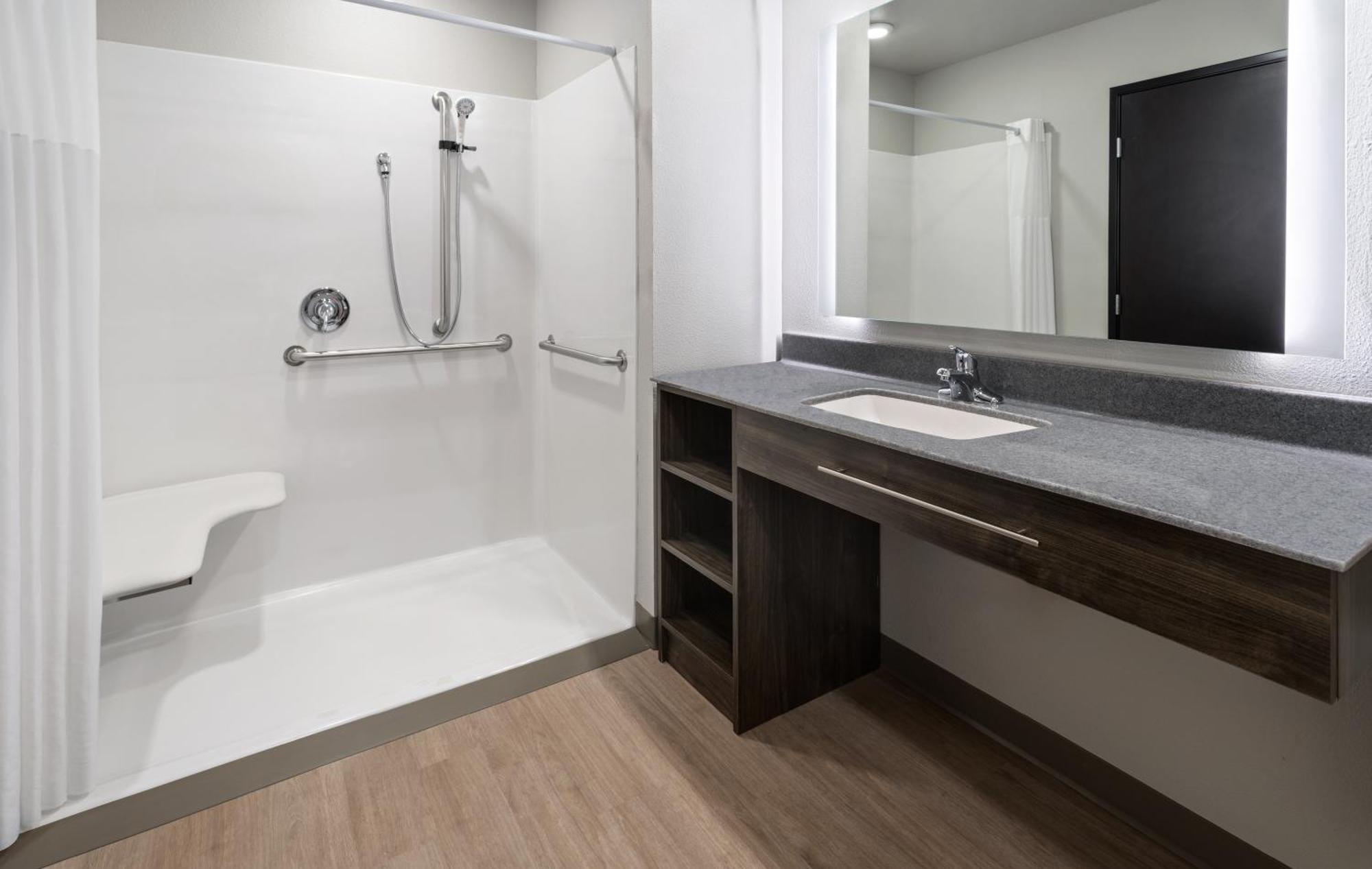My Place Hotel-Watertown, Sd Экстерьер фото